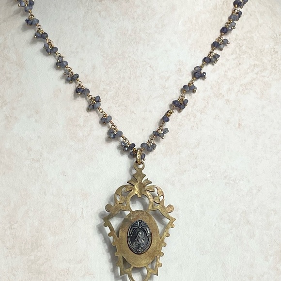 Sapphire and labradorite necklace - Picture 2 of 9